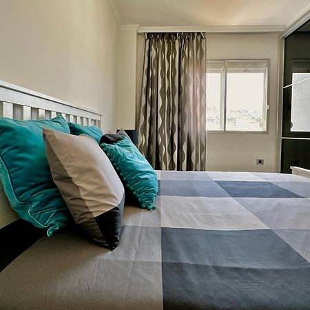 Hostiguest Coliving Leon Y Castillo Las Palmas de Gran Canaria Kültér fotó