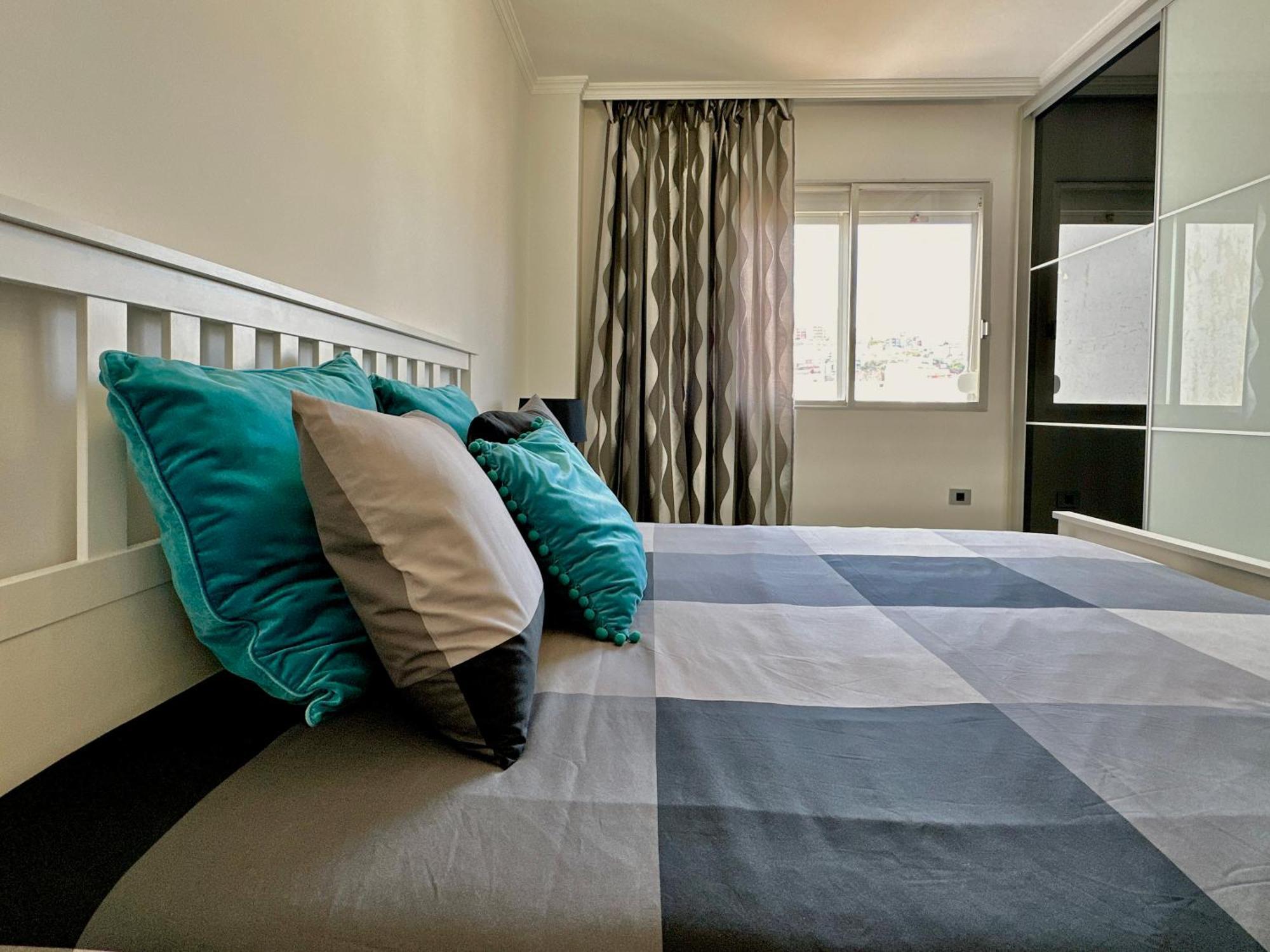 Hostiguest Coliving Leon Y Castillo Las Palmas de Gran Canaria Kültér fotó