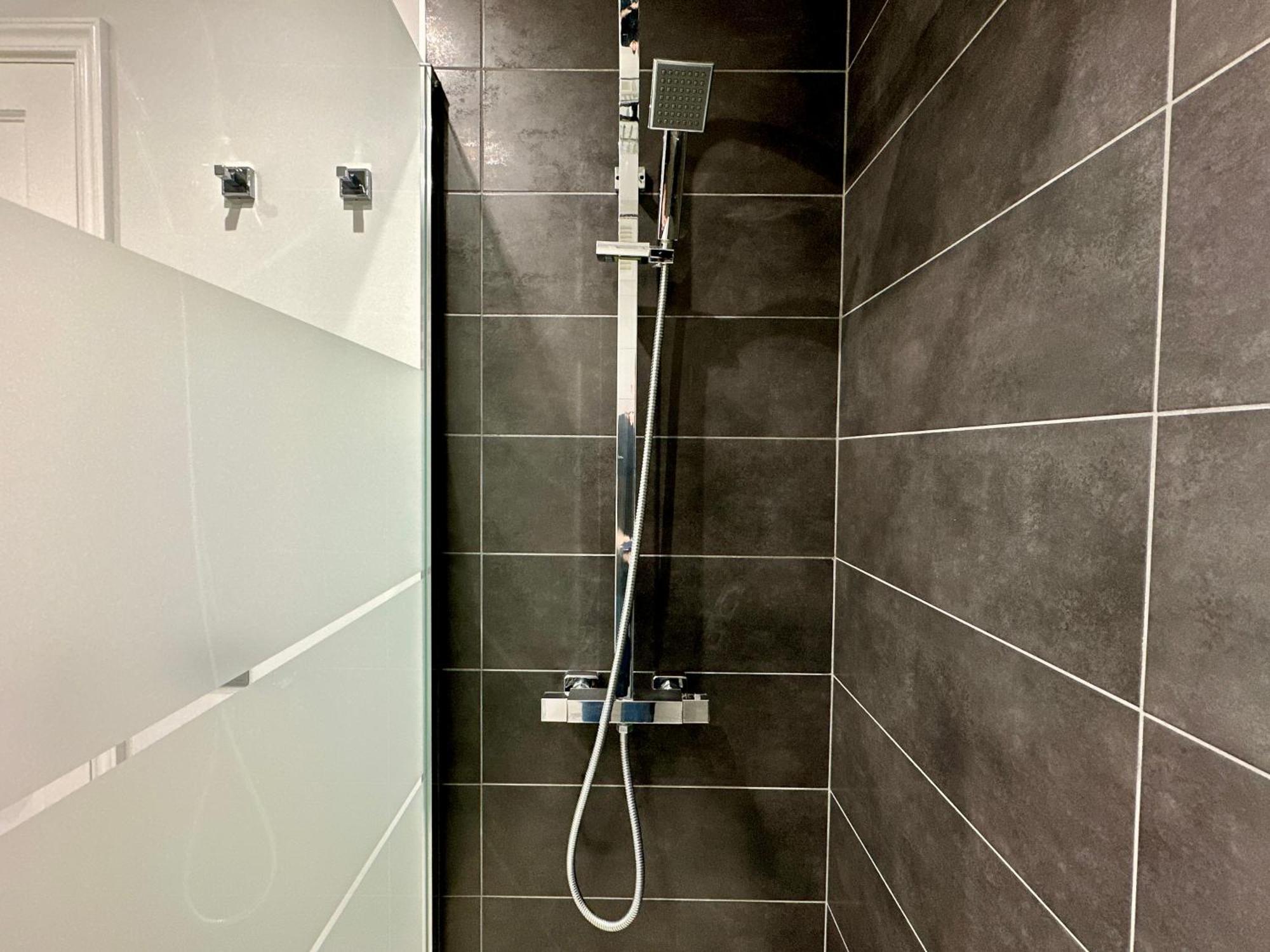 Hostiguest Coliving Leon Y Castillo Las Palmas de Gran Canaria Kültér fotó